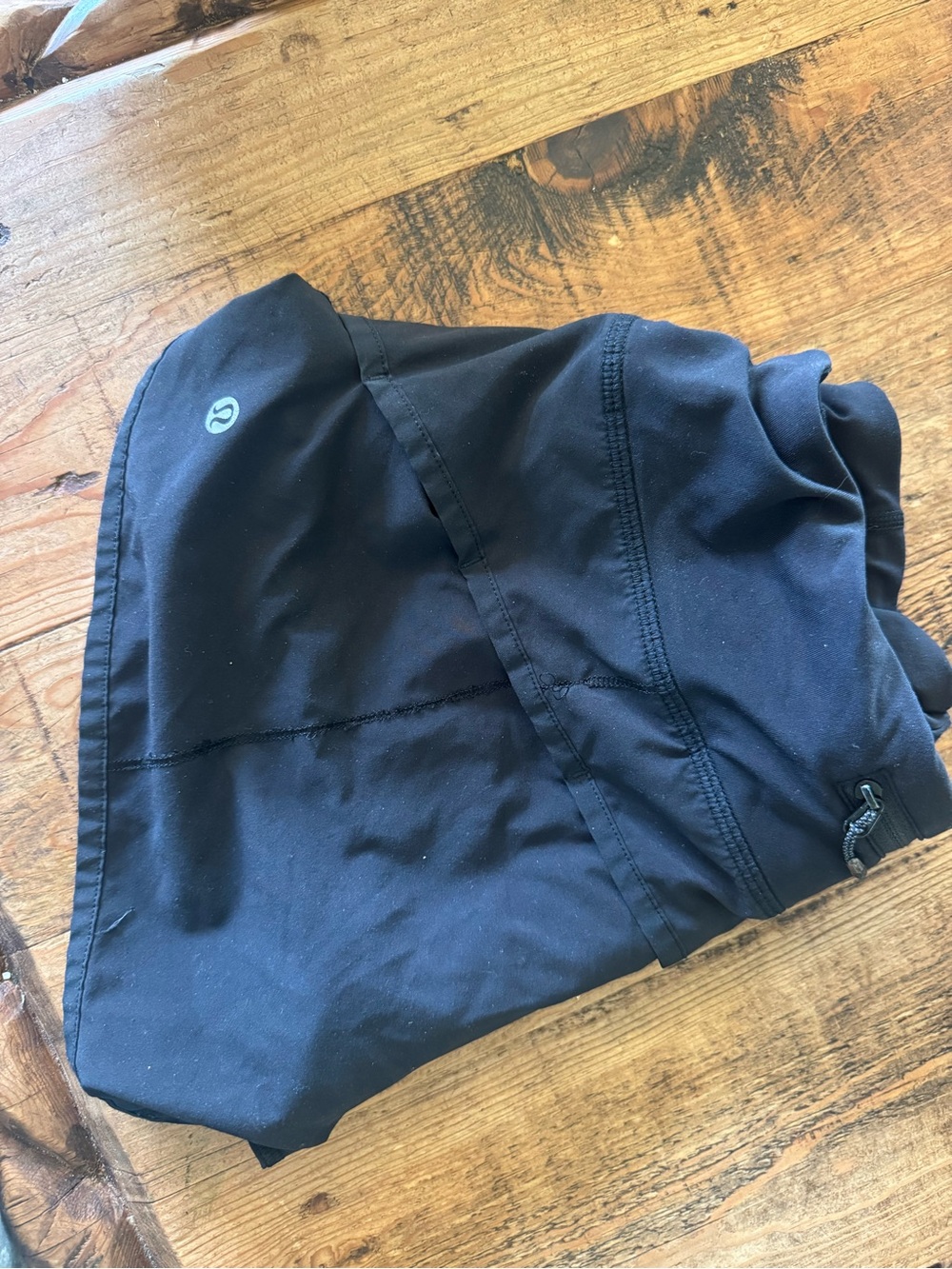lululemon speed up Black  shorts 2.5in